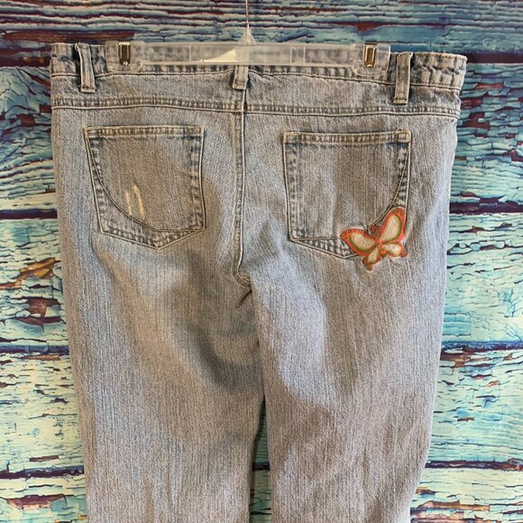 Bongo Jeans Distressed and Embroidered Jeans - Picture 6 of 8
